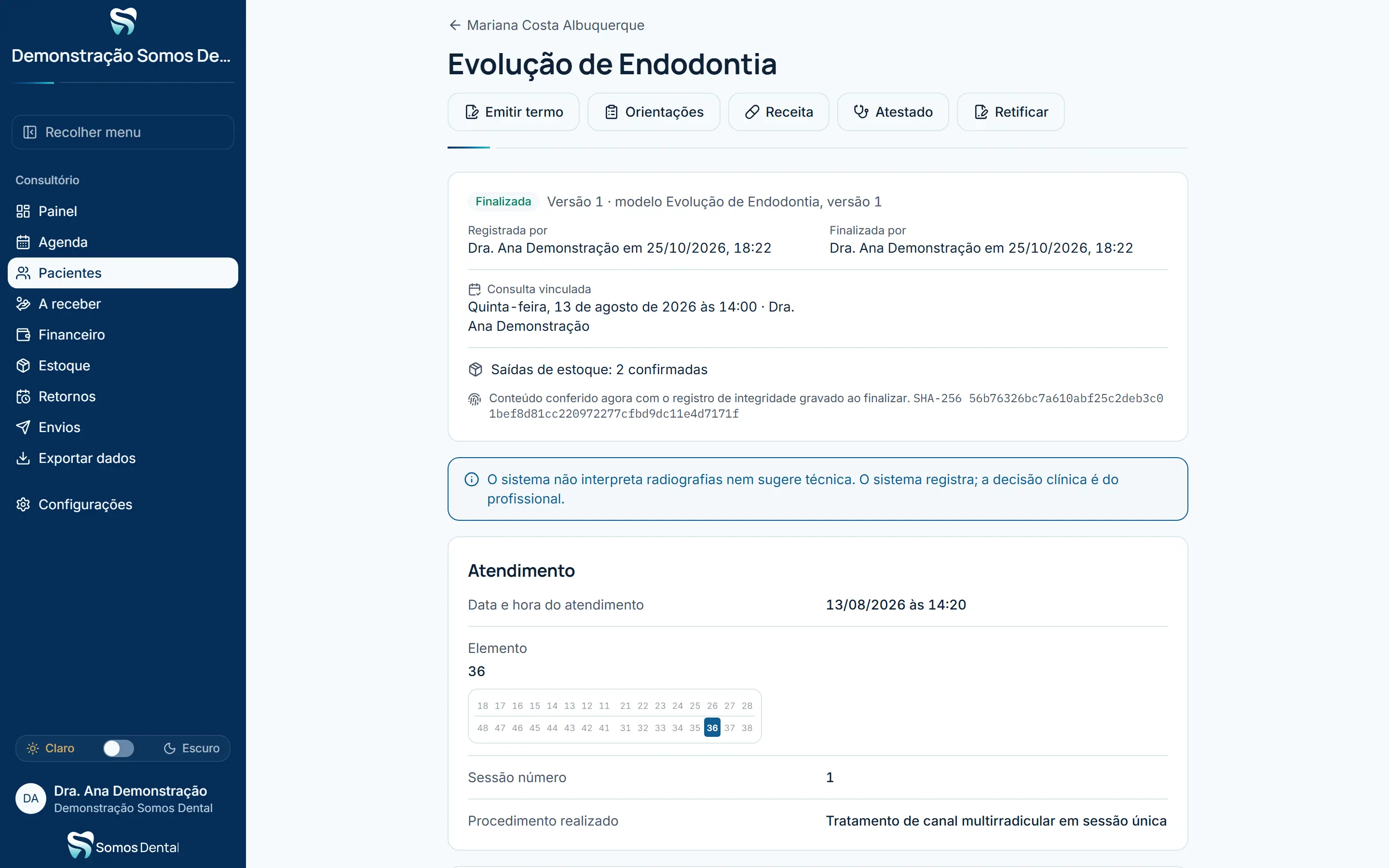 Evolução de Endodontia finalizada, com o registro canal por canal e o código de integridade. Dados fictícios.